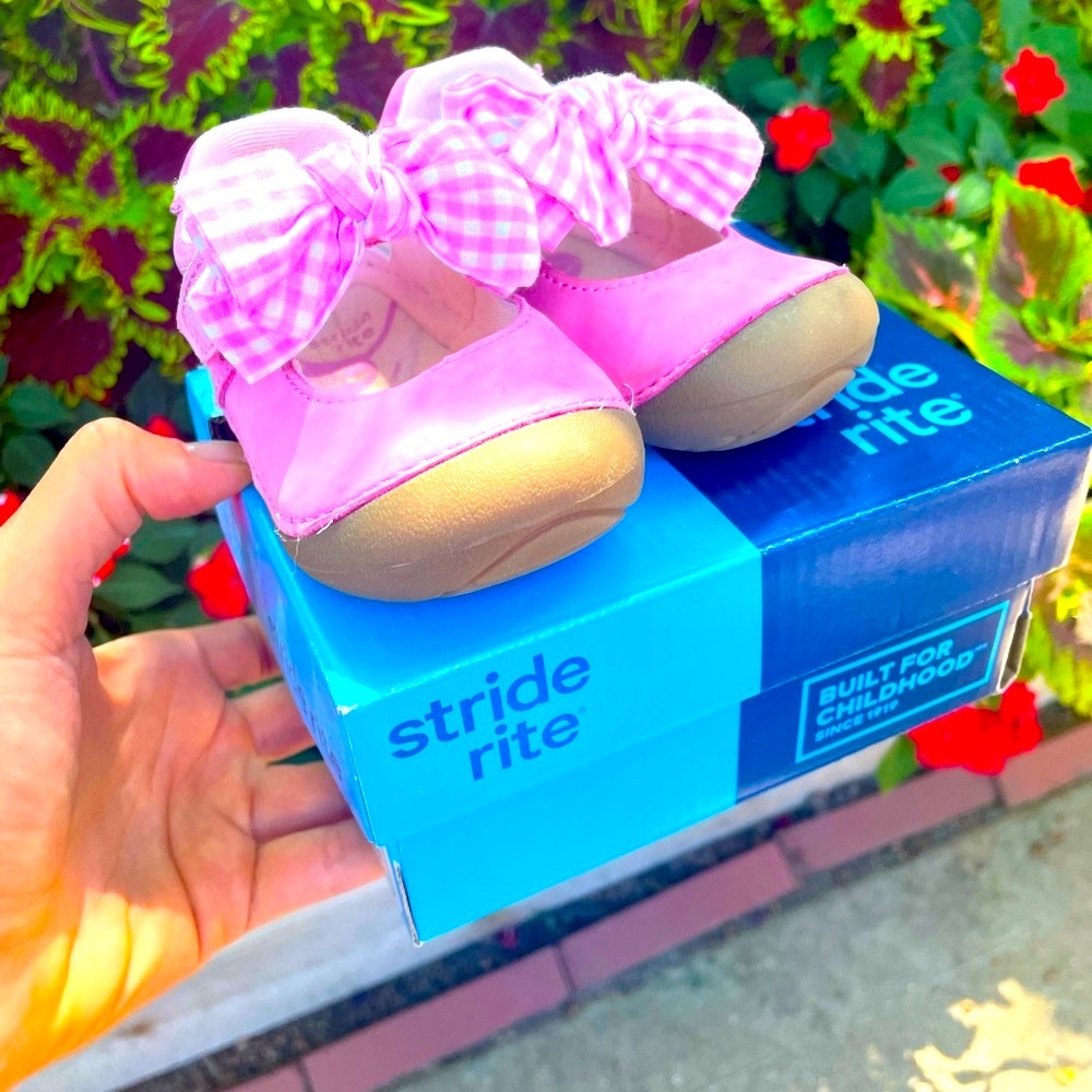 Baby girl shoes stride rite pink Mary Jane